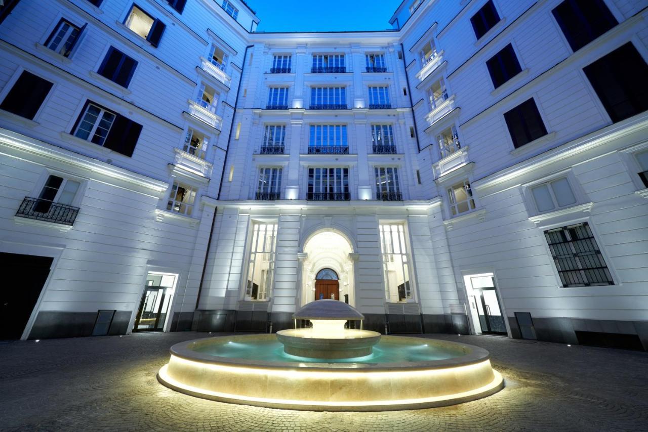 The One Napoli Luxury Apartment Екстериор снимка