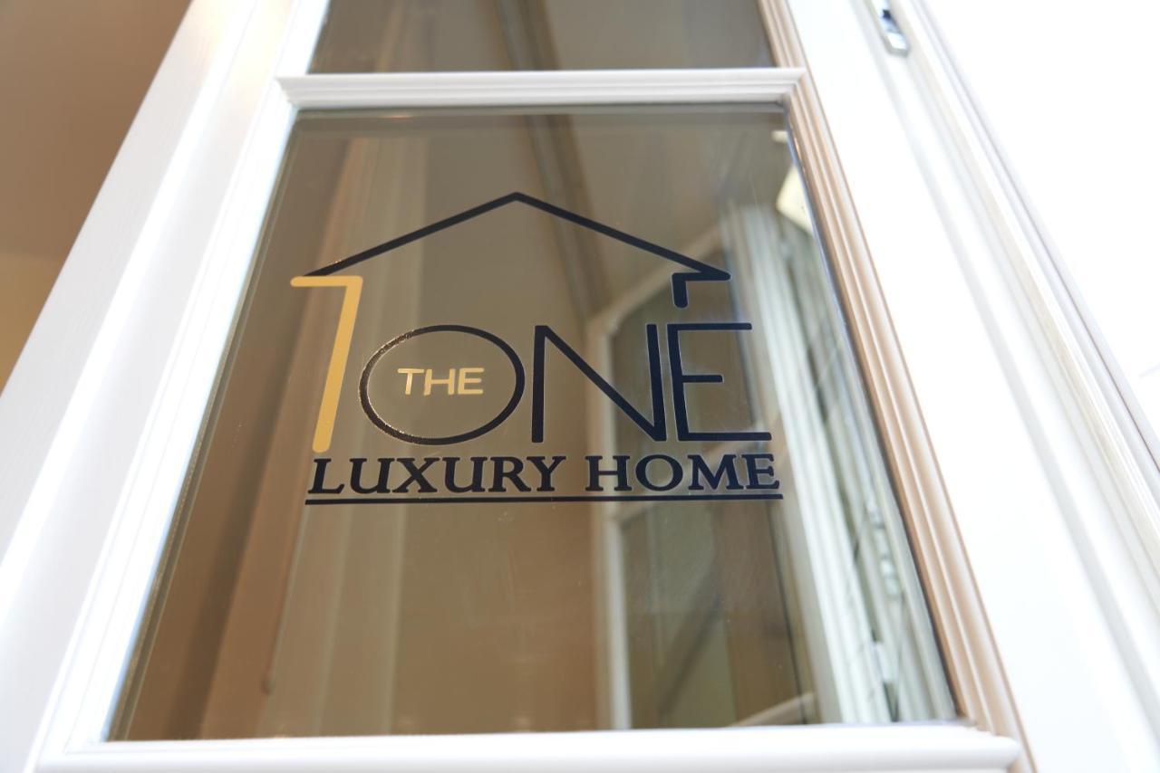 The One Napoli Luxury Apartment Екстериор снимка