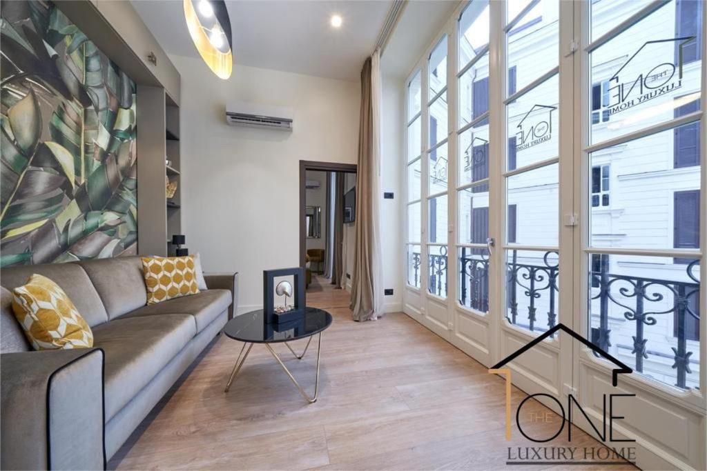 The One Napoli Luxury Apartment Екстериор снимка